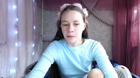Snapshot of leila_bambi_ chatting on 02/05/26, 12:15 leila_bambi_ online show from 02/05/26, 12:15