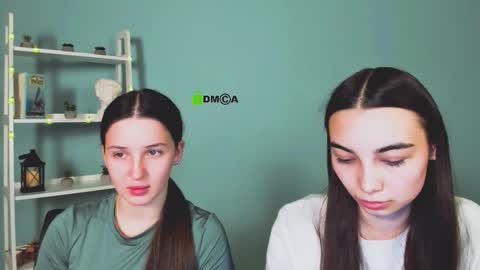 Snapshot of leila_viper_ chatting on 12/16/25, 01:27 leila_viper_ online show from 12/16/25, 01:27