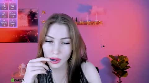 leila_viper_ online show from 01/13/26, 08:47