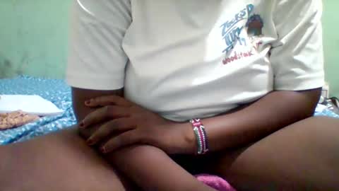 Snapshot of leilah_hope chatting on 02/20/26, 06:37 leilah_hope online show from 02/20/26, 06:37