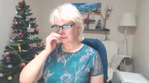 Leila Kinky online show from 12/21/24, 12:49