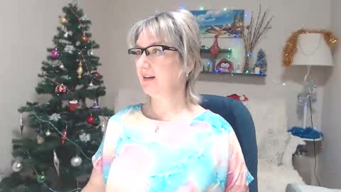 Leila Kinky online show from 12/17/25, 05:24