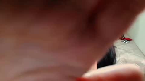 leilamurray online show from 04/24/26, 08:17