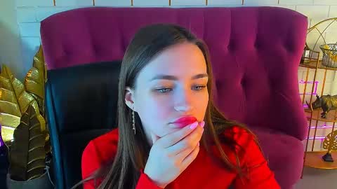 Leila Rai online show from 02/19/25, 12:22