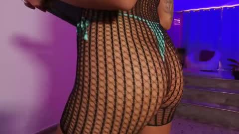 Snapshot of leja_ chatting on 04/24/26, 05:59 Leja online show from 04/24/26, 05:59