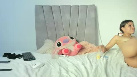 Snapshot of lelany_evans chatting on 05/13/26, 03:48 lelany_evans online show from 05/13/26, 03:48