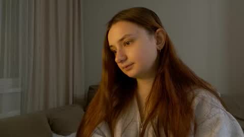 Lelia online show from 03/15/26, 06:36