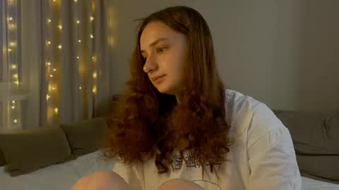 Lelia online show from 04/17/26, 04:32