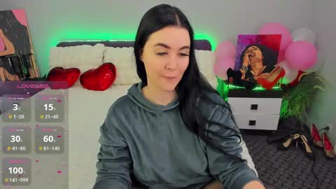 LellitClark online show from 04/21/26, 02:51