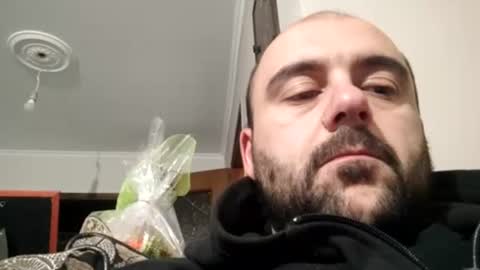 Snapshot of lelshop chatting on 11/12/25, 09:47 lelshop online show from 11/12/25, 09:47