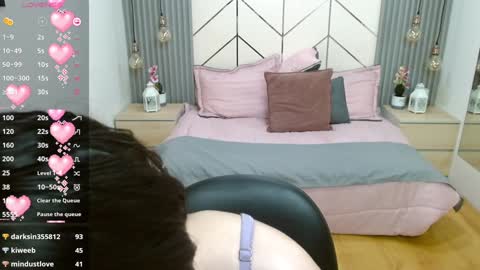 Lena online show from 12/18/24, 08:47