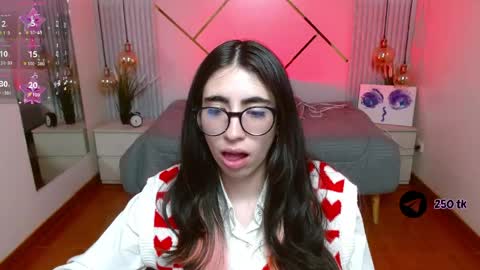 Lena online show from 05/11/26, 07:22