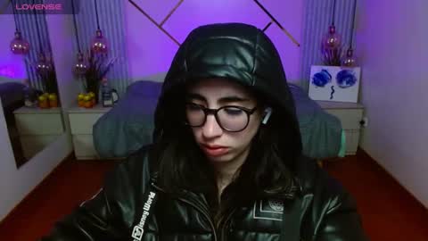 Lena online show from 07/07/26, 08:13