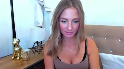 lena_sexi online show from 09/23/25, 08:34
