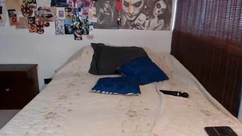 Lena online show from 04/23/26, 09:17