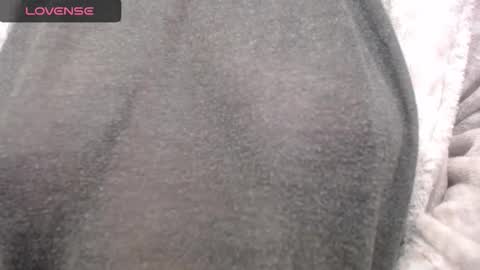 lenagolden online show from 11/21/25, 11:53