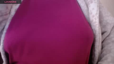 lenagolden online show from 04/12/26, 11:48