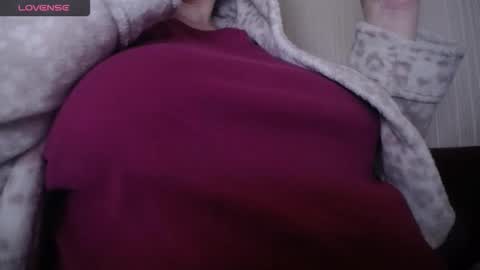 lenagolden online show from 04/21/26, 02:56