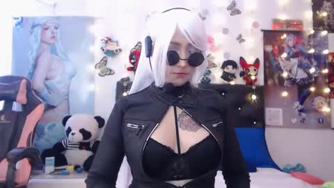 Snapshot of lenaleenyan chatting on 01/29/25, 12:22 lenaleenyan online show from 01/29/25, 12:22