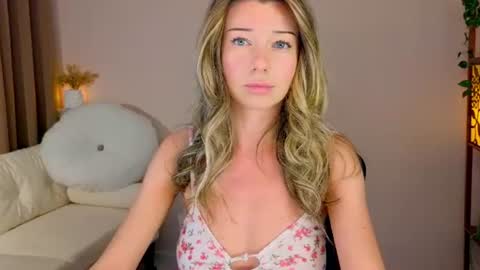 Lena online show from 06/20/26, 08:28