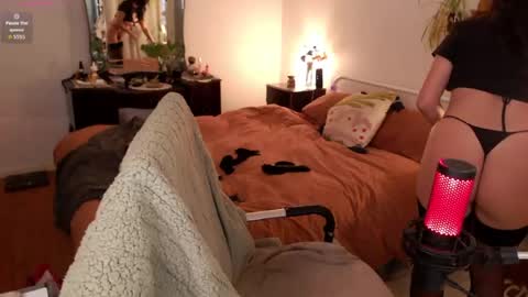 Snapshot of lenas_room chatting on 07/03/26, 05:47 Lenas room online show from 07/03/26, 05:47