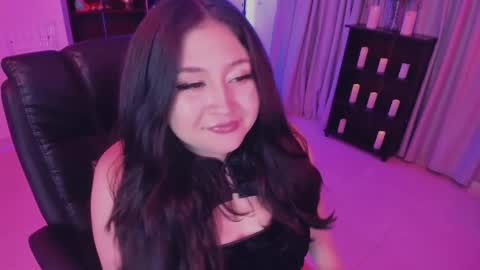 Lenna Kang online show from 03/12/25, 05:38