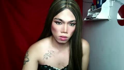 lena online show from 10/23/25, 11:14