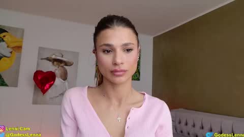Snapshot of lenna_godess chatting on 02/22/25, 09:12 Lenna Goddess online show from 02/22/25, 09:12