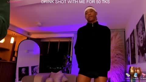 Snapshot of lennercollins_ chatting on 05/22/26, 01:24 Lenner INDEPENDENT MODEL online show from 05/22/26, 01:24
