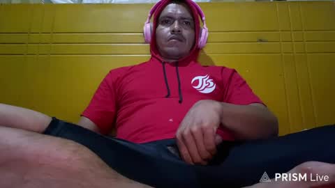 Snapshot of lenonroqe chatting on 05/20/26, 05:02 lenon online show from 05/20/26, 05:02