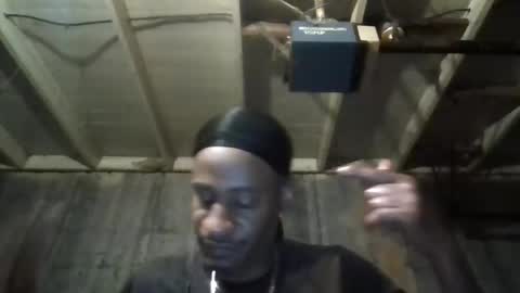 leo199984 online show from 11/30/25, 06:39