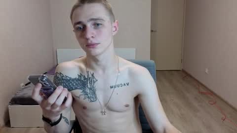 Snapshot of leo__miller chatting on 02/24/26, 04:43 LEO online show from 02/24/26, 04:43