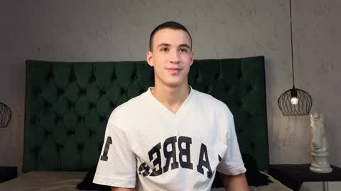 leo online show from 12/05/24, 01:25