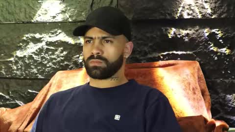 Leo  Diaz online show from 10/02/25, 02:40