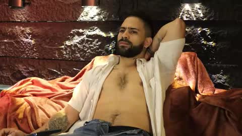 Leo  Diaz online show from 10/08/25, 10:40