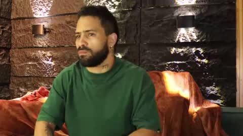 Leo  Diaz online show from 10/19/25, 12:33