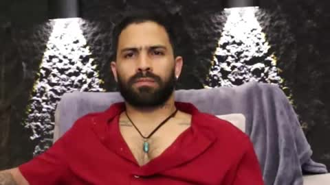 Leo  Diaz online show from 12/15/25, 02:27