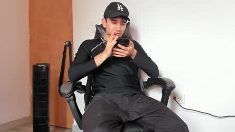 Leo Jones online show from 12/05/25, 06:15