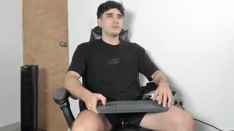 Leo Jones online show from 12/20/25, 10:50