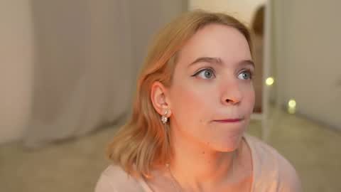  Ashly  online show from 12/31/24, 03:53