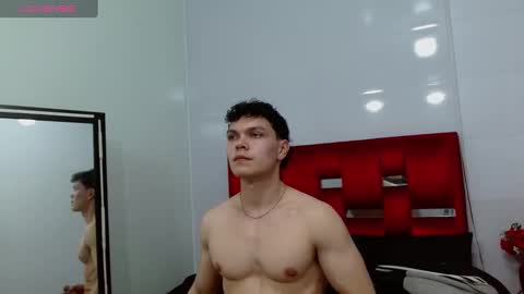 Snapshot of leo_morris chatting on 01/14/25, 12:22 leo_morris online show from 01/14/25, 12:22