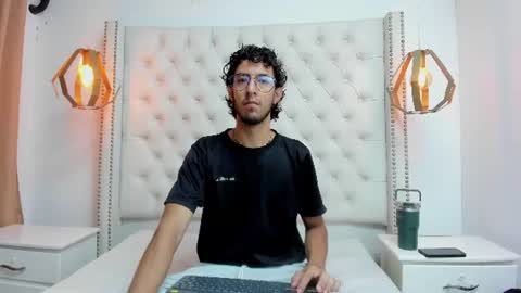 Snapshot of leo_sanz6 chatting on 06/22/26, 12:24 LEO online show from 06/22/26, 12:24