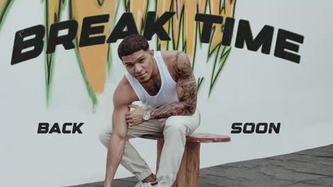 Leo independent model online show from 10/28/25, 12:36