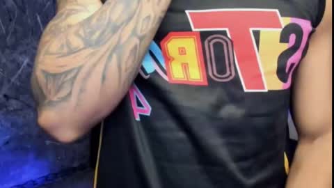 Leo independent model online show from 02/04/26, 02:50