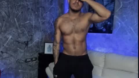 Leo independent model online show from 02/05/26, 12:59