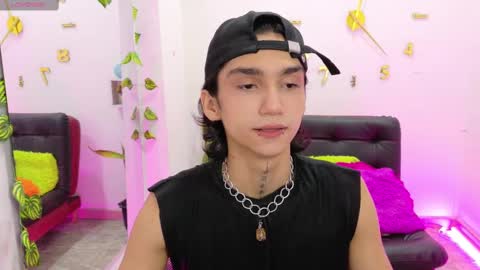 Snapshot of leoadamss chatting on 03/05/25, 01:39 Leo online show from 03/05/25, 01:39