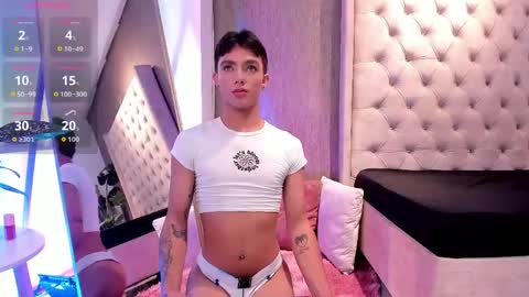 leohard_ online show from 04/21/26, 12:11