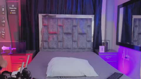 leomonnroe online show from 04/18/26, 07:18