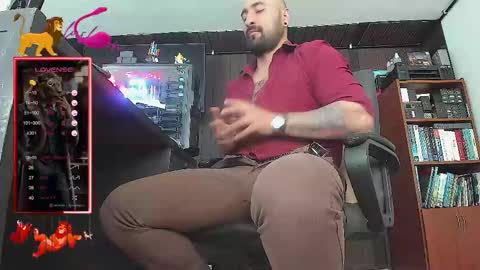 Leon online show from 09/10/25, 03:23