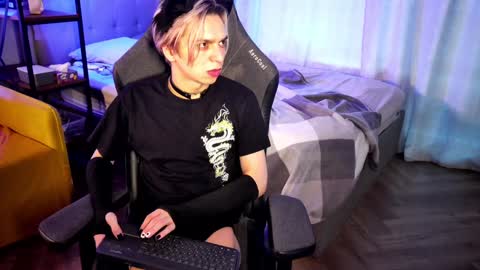 Snapshot of leon_yuugen chatting on 01/30/25, 07:29 Leon online show from 01/30/25, 07:29